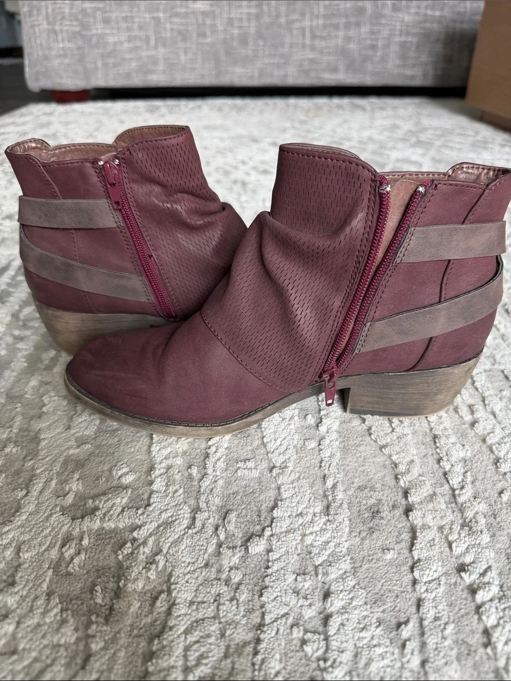 Women's Burgundy Ankle Boots - Stylish Bootie